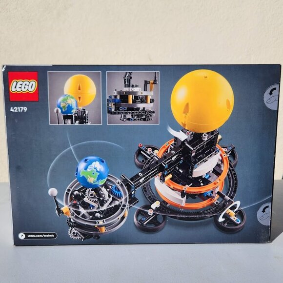 42179 LEGO Technic Planet Earth Moon Sun in Orbit Building Set Outer Space Solar - Picture 11 of 16
